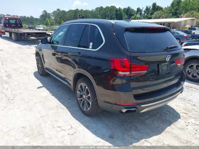 2018 BMW X5 5UXKR2C53J0Z14373 Photo 2