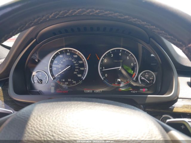 2018 BMW X5 5UXKR2C53J0Z14373 Photo 6