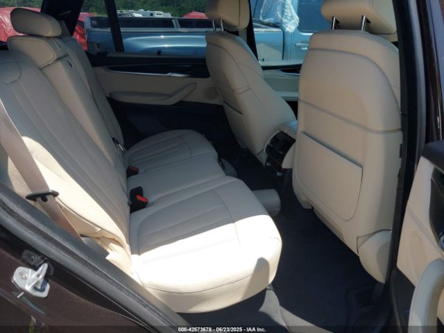 2018 BMW X5 5UXKR2C53J0Z14373 Photo 7