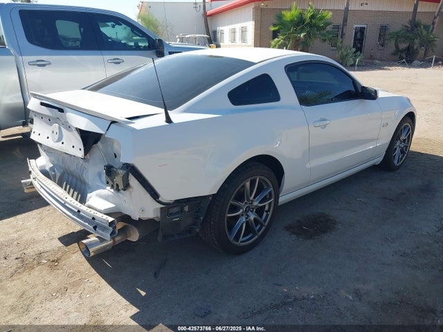 1ZVBP8CF5E5256211 Ford 2014