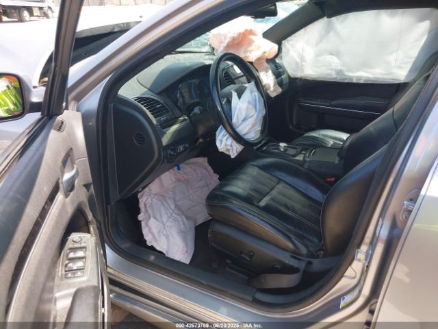 2018 CHRYSLER 300 2C3CCABG4JH227276 Photo 4