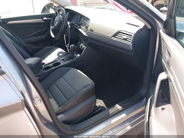 3VWC57BU2MM053838 Volkswagen tsi
