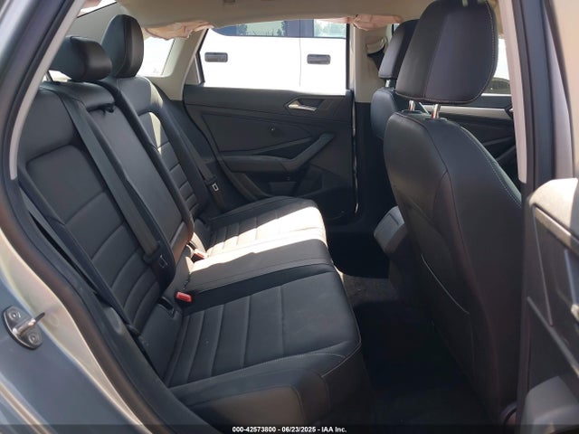 3VWC57BU2MM053838 Volkswagen tsi