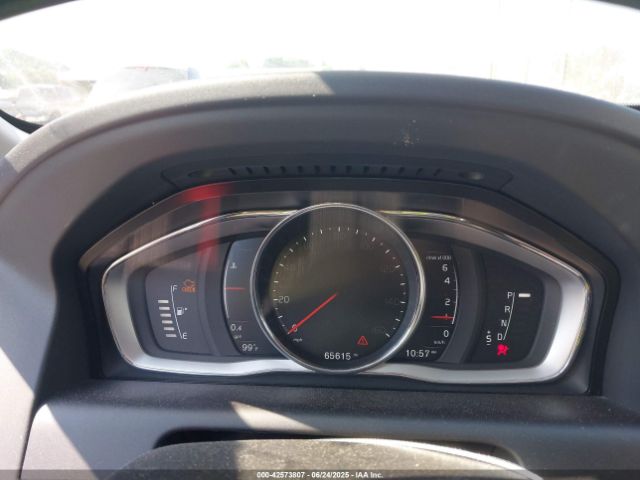 2017 VOLVO XC60 YV440MDR2H2154515 Photo 6