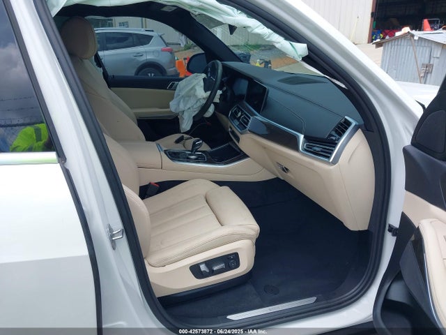 5UXCR4C06N9M71061 BMW X5
