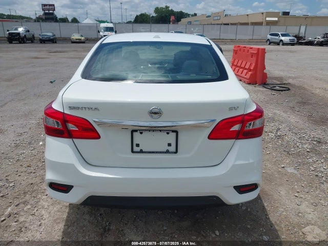 Nissan 2018 2018 3N1AB7AP1JY301311 Image 16