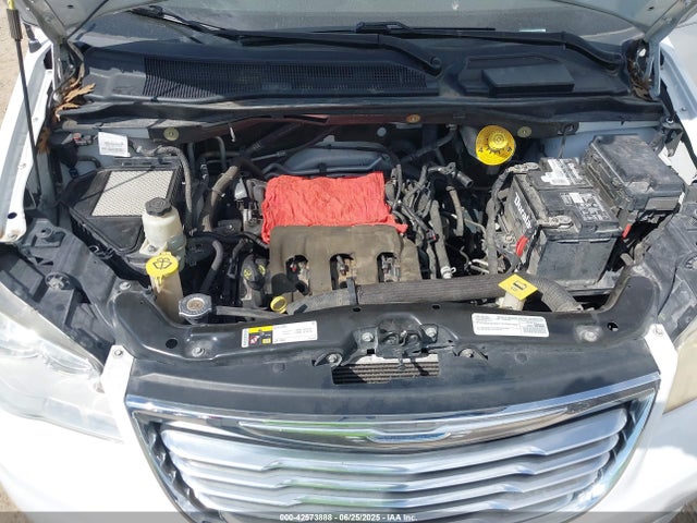 Chrysler 2016 2016 2C4RC1CG5GR190665 Image 10