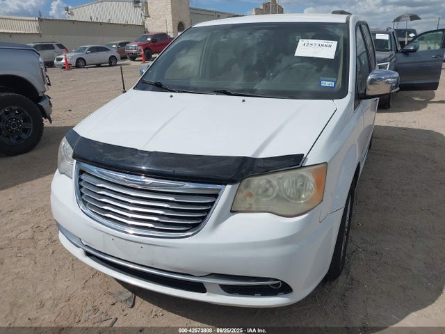 Chrysler 2016 2016 2C4RC1CG5GR190665 Image 13