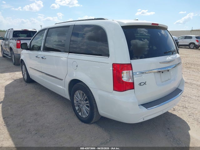 Chrysler 2016 2016 2C4RC1CG5GR190665 Image 3