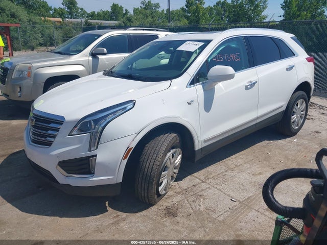 2018 CADILLAC XT5 1GYKNCRS1JZ244957 Photo 1