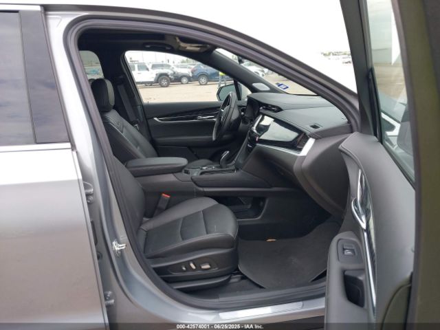2025 CADILLAC XT6 1GYKPCRS0SZ119055 Photo 4