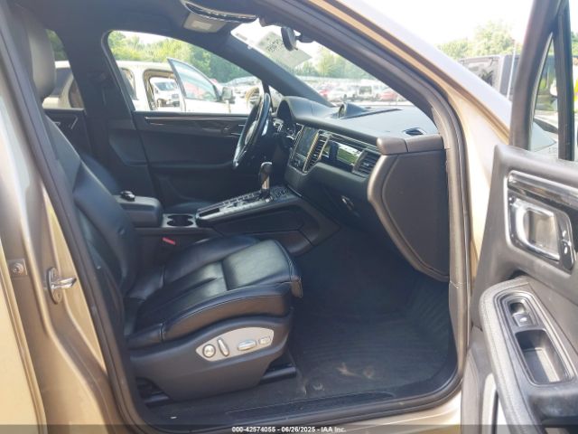 2018 PORSCHE MACAN WP1AA2A58JLB06413 Photo 4