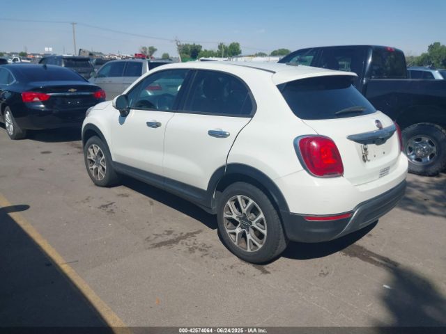 2016 FIAT 500X ZFBCFYCT5GP377766 Photo 2