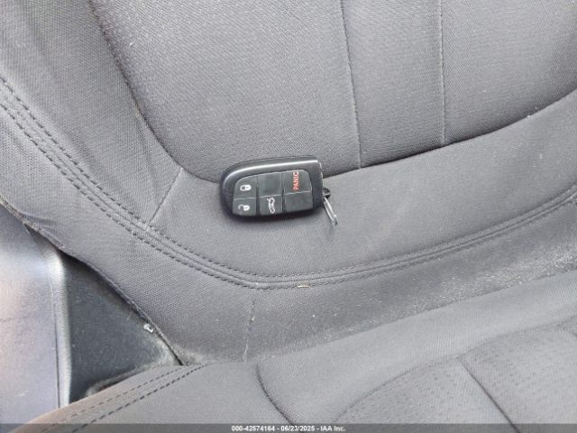 2015 CHRYSLER 200 1C3CCCAB8FN670305 Photo 10