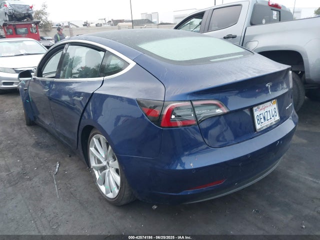 Tesla MODEL 3 2018 5YJ3E1EB8JF185528 Image 3