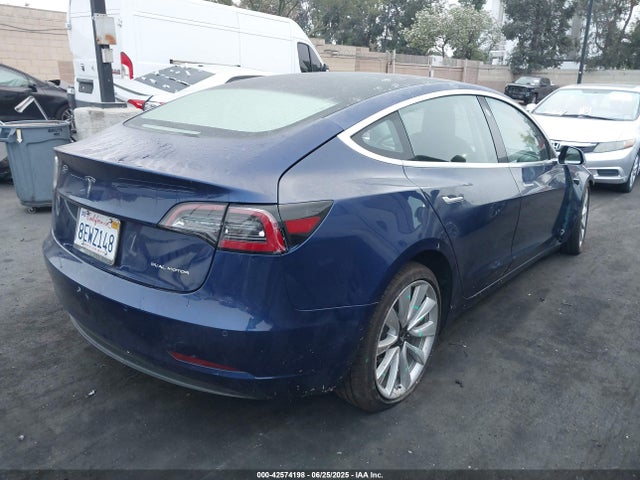 Tesla MODEL 3 2018 5YJ3E1EB8JF185528 Image 4