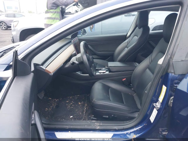Tesla MODEL 3 2018 5YJ3E1EB8JF185528 Image 5