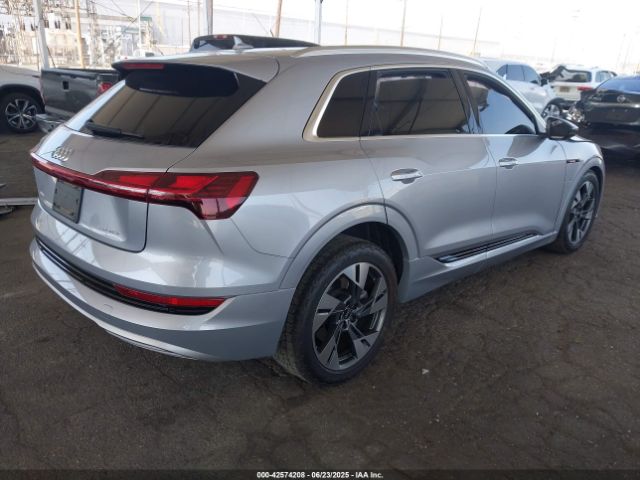 2022 AUDI E-TRON WA1AAAGE5NB020579 Photo 3