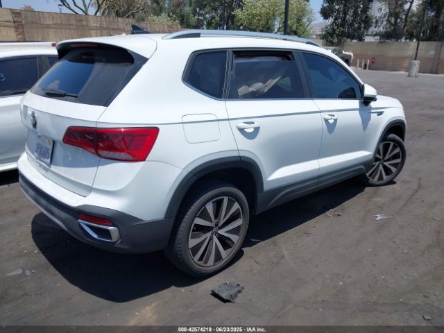 2022 VOLKSWAGEN TAOS 3VVTX7B20NM019055 Photo 3