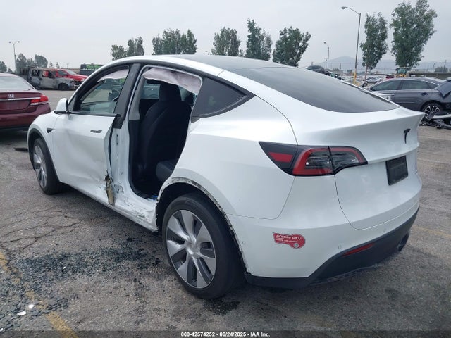 2022 TESLA MODEL Y 7SAYGDEE1NA021054 Photo 2