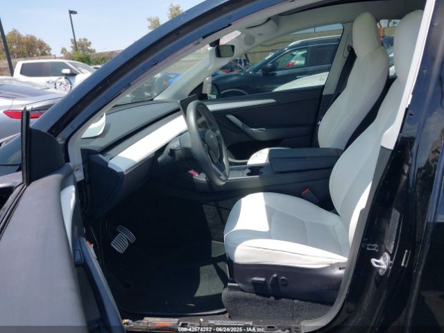 2022 TESLA MODEL Y 7SAYGDEF7NF558040 Photo 4