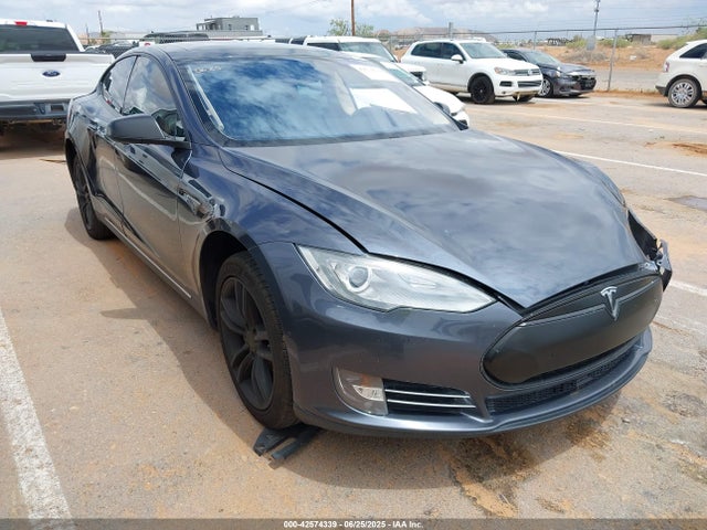 2015 TESLA MODEL S 5YJSA1S12FFP77095 Photo 0