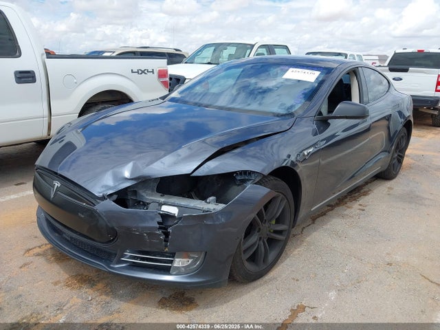 2015 TESLA MODEL S 5YJSA1S12FFP77095 Photo 1