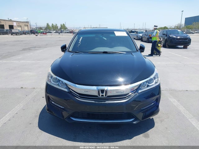 Honda k24w1 2017 1HGCR2F74HA150901 Image 13