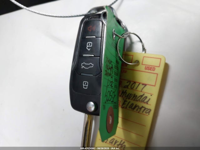 Hyundai Elantra 2017 5NPD84LF3HH042968 Image 11