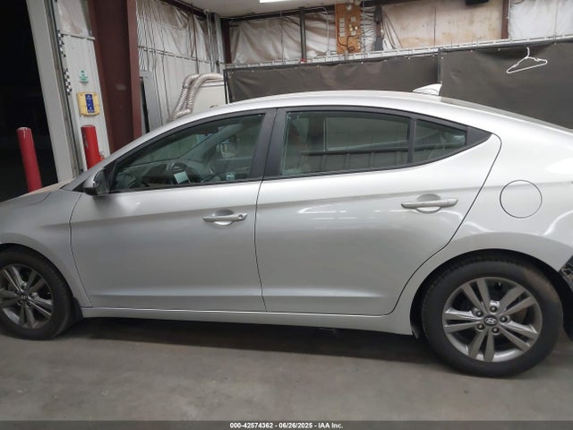 Hyundai Elantra 2017 5NPD84LF3HH042968 Image 15