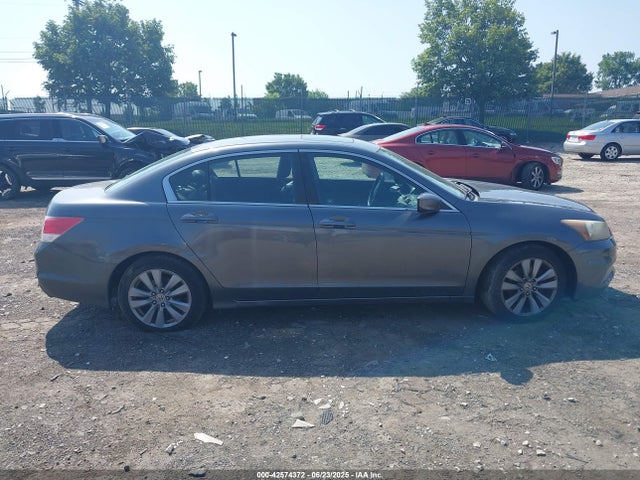 42574372 :رقم المزاد ، 1HGCP2F83BA053212 vin ، 2011 Honda Accord 2.4 Ex-l مزاد بيع