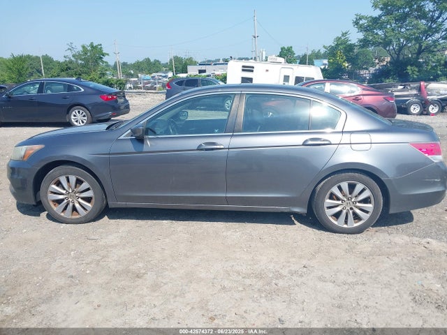 42574372 :رقم المزاد ، 1HGCP2F83BA053212 vin ، 2011 Honda Accord 2.4 Ex-l مزاد بيع