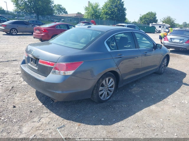 42574372 :رقم المزاد ، 1HGCP2F83BA053212 vin ، 2011 Honda Accord 2.4 Ex-l مزاد بيع
