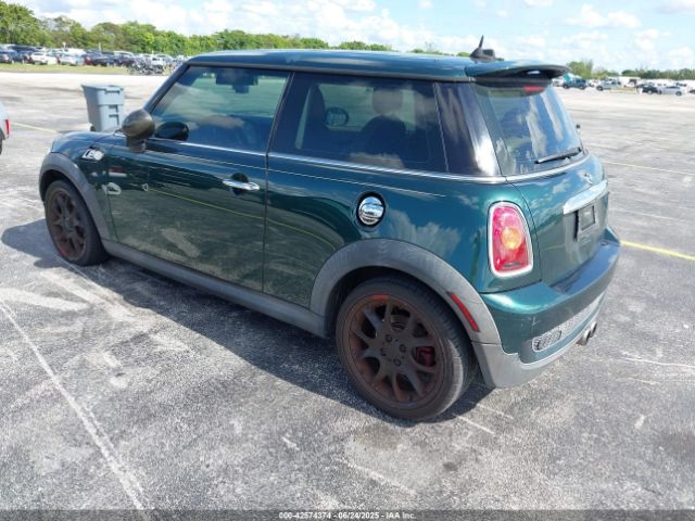 2007 MINI COOPER S WMWMF73507TV30183 Photo 2