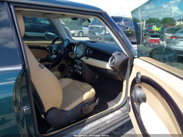 2007 MINI COOPER S WMWMF73507TV30183 Photo 4