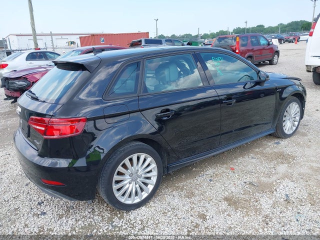 2017 AUDI A3 E-TRON WAUUPBFF1HA070775 Photo 3