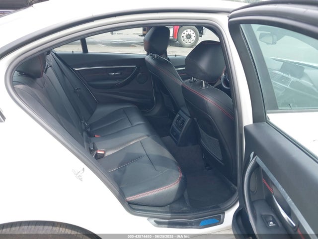 BMW 2016 2016 WBA8E9C57GK648219 Image 8