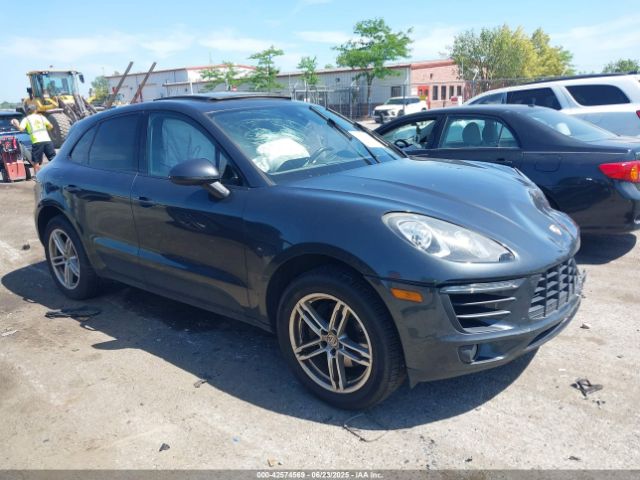 2017 PORSCHE MACAN WP1AA2A58HLB01772 Photo 0