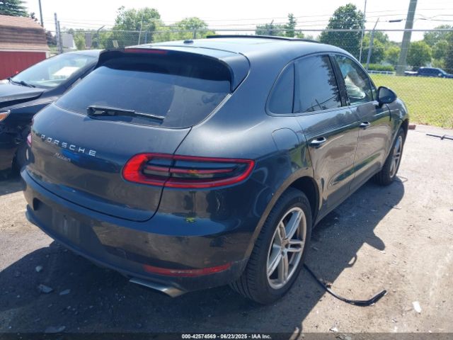2017 PORSCHE MACAN WP1AA2A58HLB01772 Photo 3