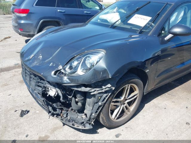 2017 PORSCHE MACAN WP1AA2A58HLB01772 Photo 5