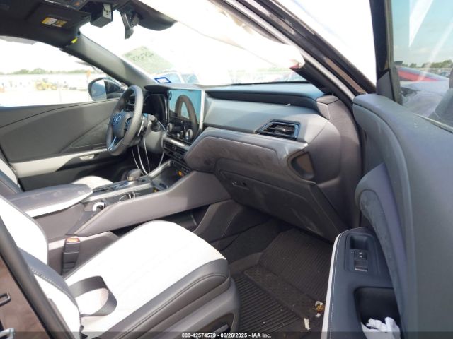 2025 LEXUS TX 500H 5TDABAB62SS009790 Photo 4