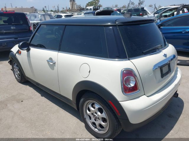 2013 MINI HARDTOP WMWSU3C52DT679809 Photo 2