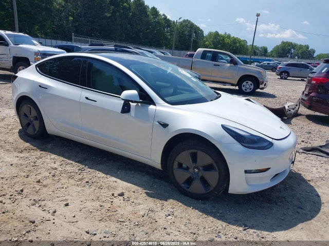 2022 TESLA MODEL 3 5YJ3E1EB4NF153035 Photo 0