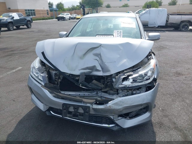 1HGCR2F78GA221855 Honda k24w1
