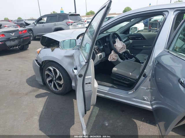 1HGCR2F78GA221855 Honda k24w1