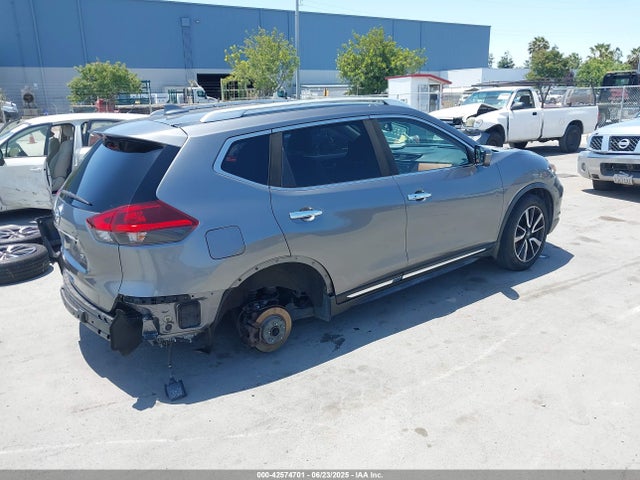 Nissan 2018 2018 JN8AT2MT3JW467296 Image 4