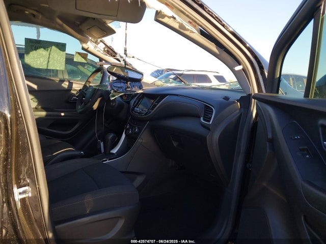 KL7CJKSM3NB531899 Chevrolet le2