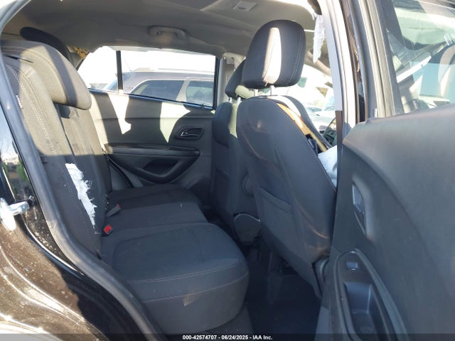KL7CJKSM3NB531899 Chevrolet le2