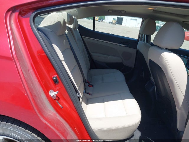 Hyundai mpi nu 2018 5NPD84LFXJH384875 Image 8