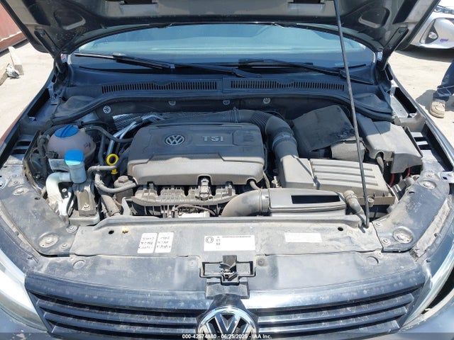 3VWD17AJ0EM247826 Volkswagen 2014